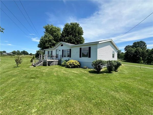 27022 Index Drive, Brookfield, MO 64628