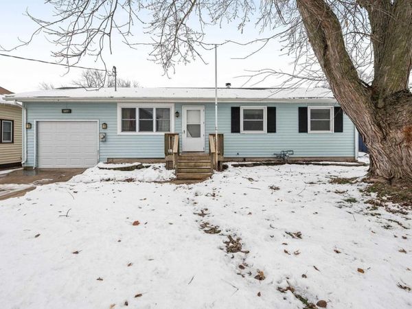 617 6TH Street, Camanche, IA 52730