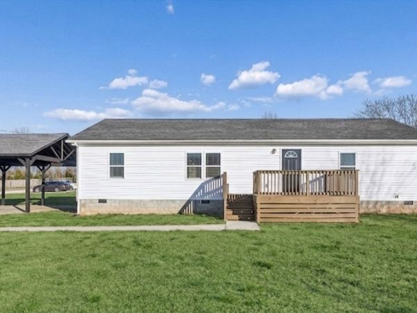 3770 Penile Hill Rd, Decherd, TN 37324