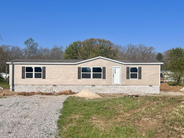 110 S C St , Hillsboro, TN 37342