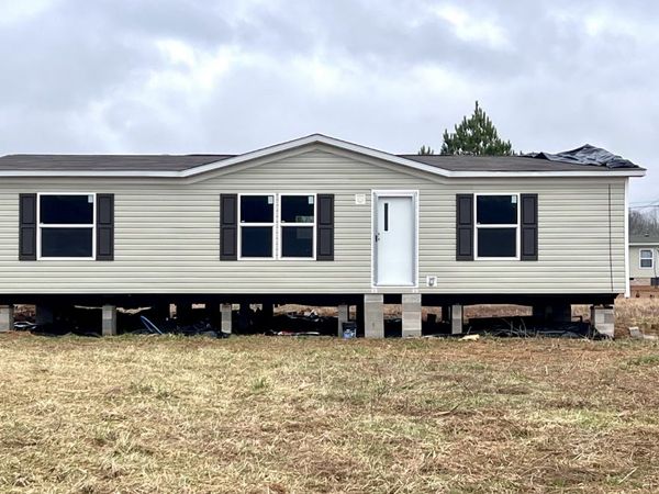 91 S C St , Hillsboro, TN 37342