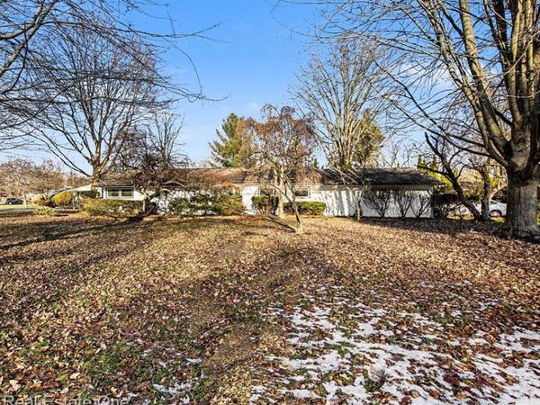 7251 Cottonwood Knoll, West Bloomfield Township, Mi 48322