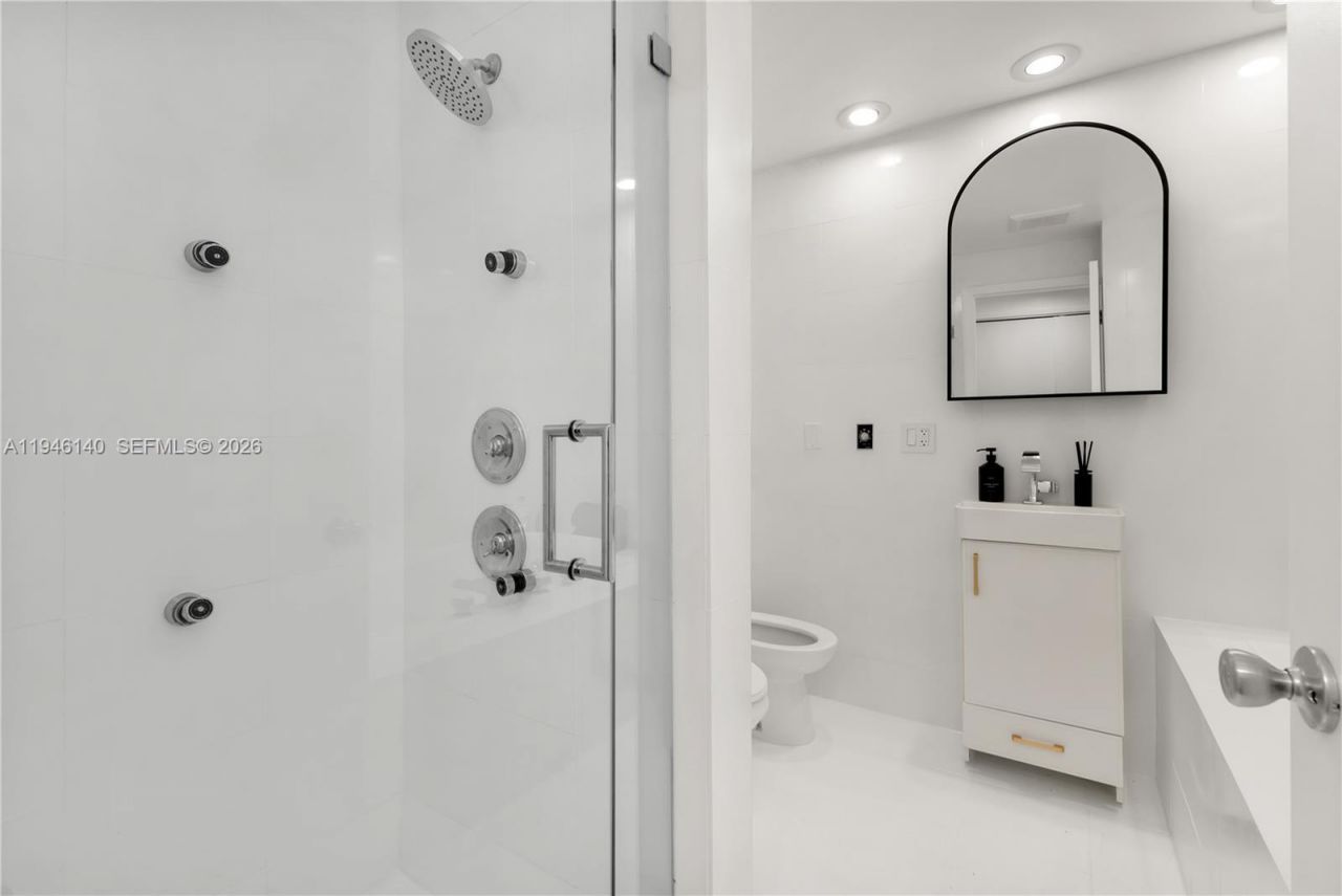 770 NE 69th St, Unit 1G & 1H, Miami, FL 33138 Photo