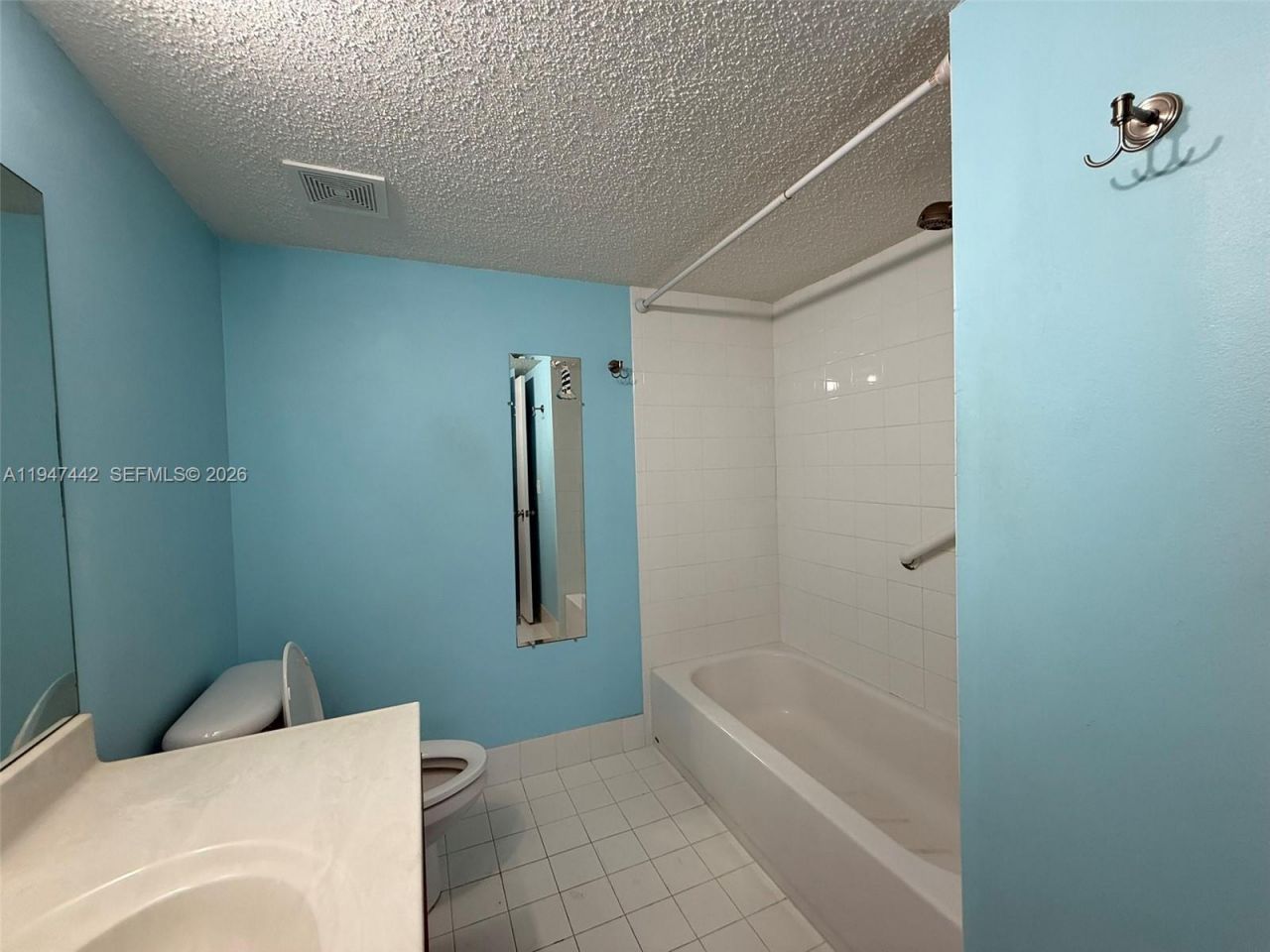 9907 Westwood Dr, Unit 21-2, Tamarac, FL 33321 Photo