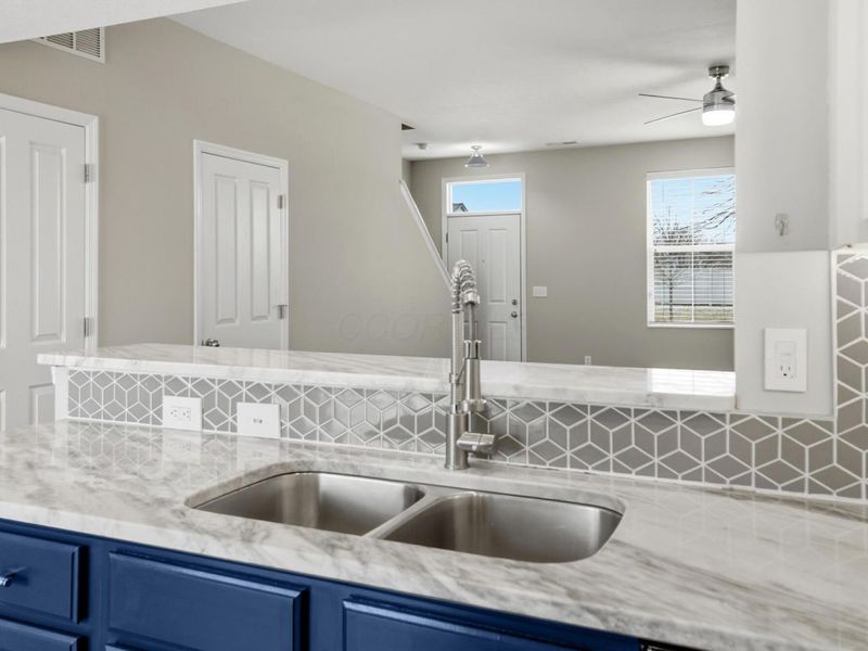 4307 Club Trail Lane, Unit 27, Grove City, OH 43123 Photo 13