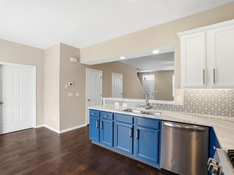 4307 Club Trail Lane, Unit 27, Grove City, OH 43123 Photo 15