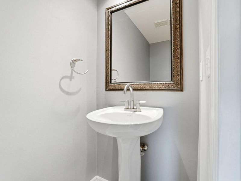 4307 Club Trail Lane, Unit 27, Grove City, OH 43123 Photo 17