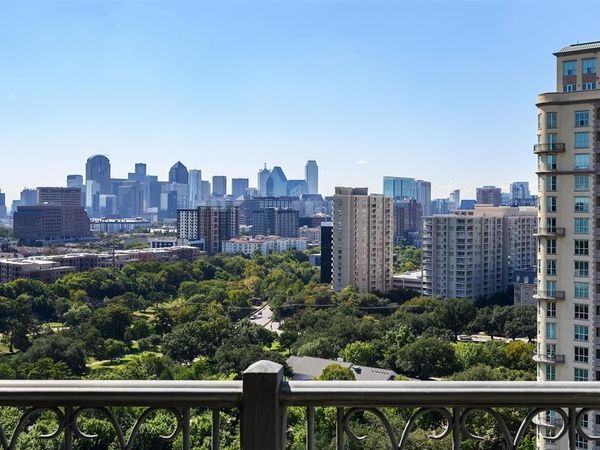 3505 Turtle Creek Boulevard, Unit 17E, Dallas, TX 75219