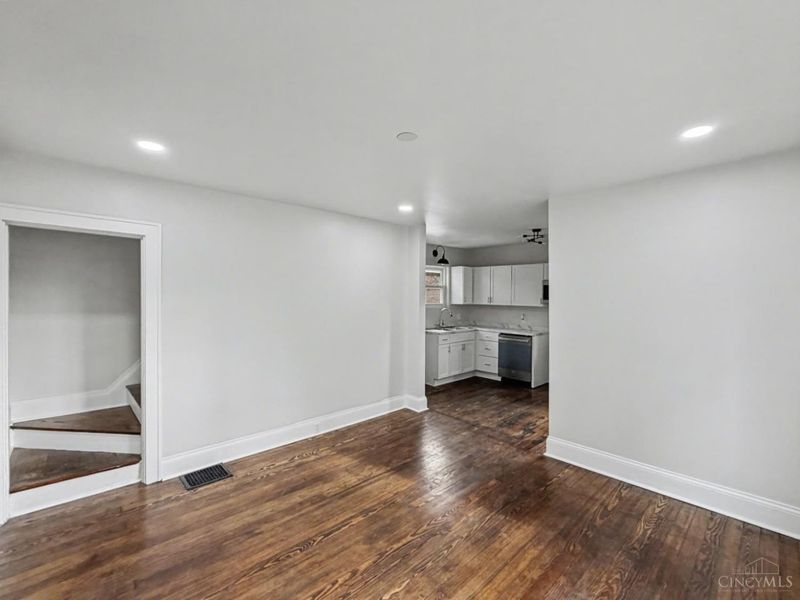 5128 Imwalle Avenue, Saint Bernard, OH 45217 Photo 3