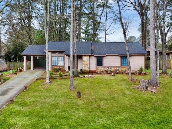 8789 Parliament Place, Jonesboro, GA 30238