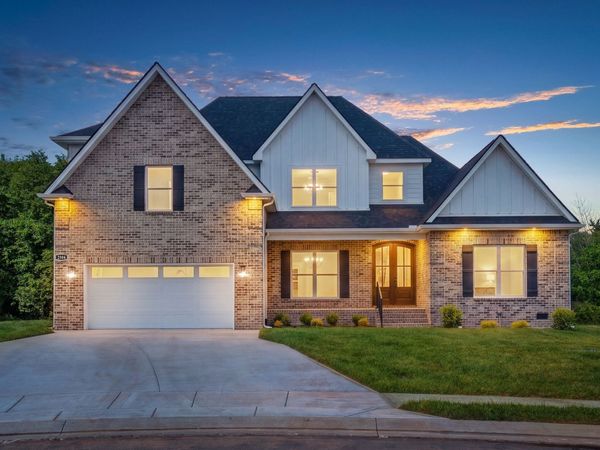 2504 Colleen Dr, Murfreesboro, TN 37128