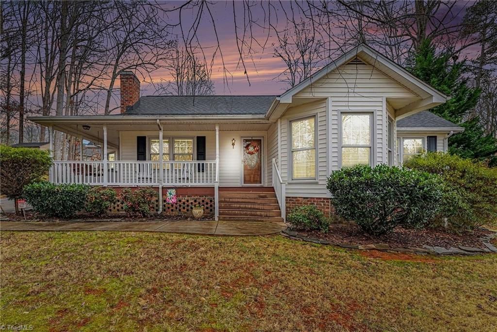 108 Weaver Street, Randleman, NC 27317 Main Photo