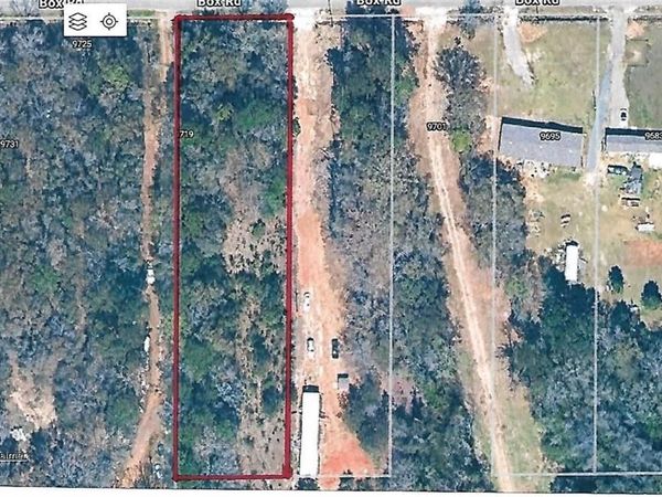 9719 Box Road, Semmes, AL 36575