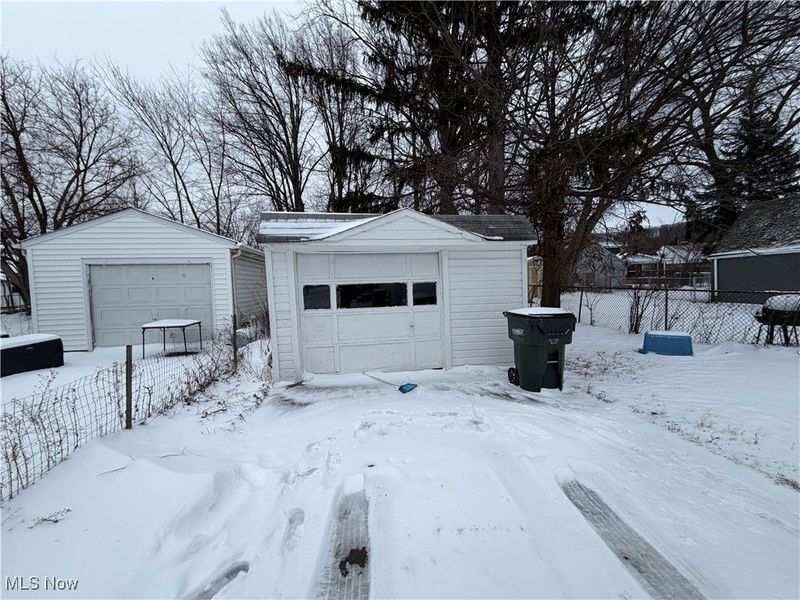 1437 E 252nd Street, Euclid, OH 44117 Photo 4