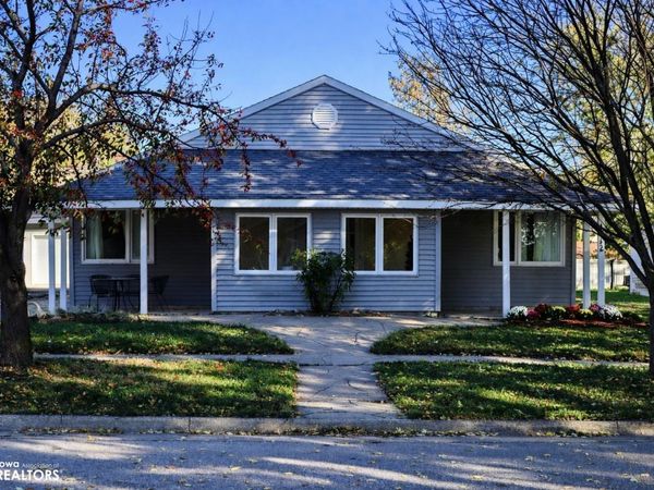 1412 Park Street, Gowrie, IA 50543