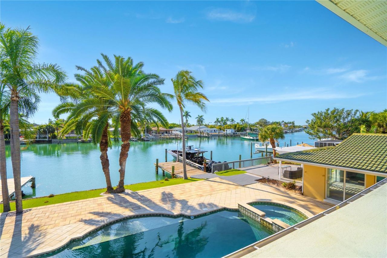 482 Hermosita Drive, Saint Pete Beach, FL 33706 Photo