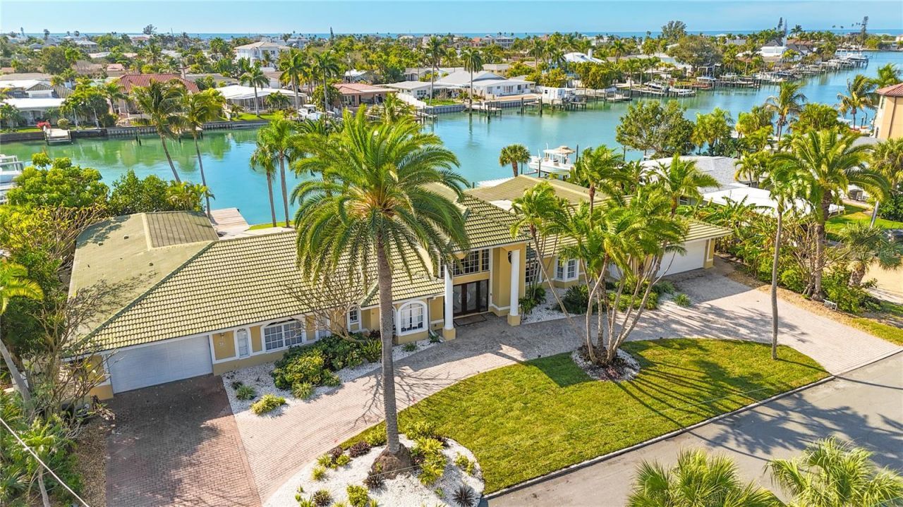 482 Hermosita Drive, Saint Pete Beach, FL 33706 Photo