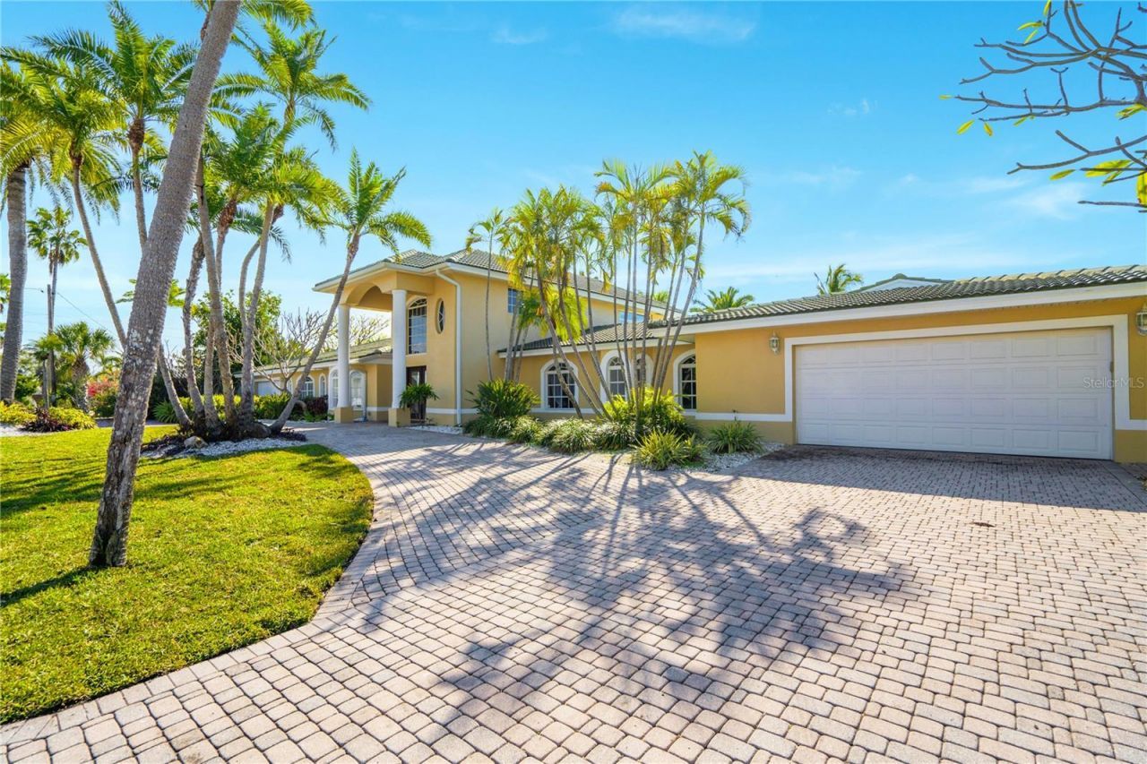 482 Hermosita Drive, Saint Pete Beach, FL 33706 Photo