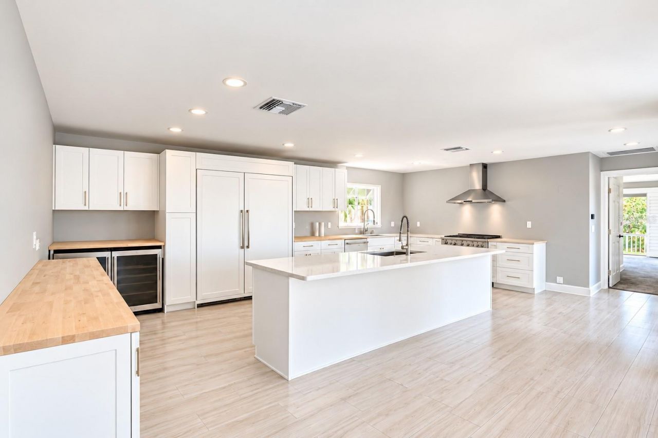 482 Hermosita Drive, Saint Pete Beach, FL 33706 Photo