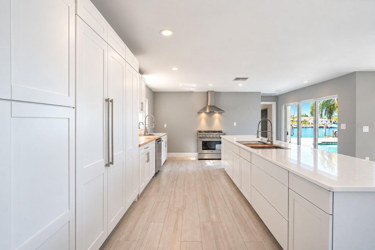 482 Hermosita Drive, Saint Pete Beach, FL 33706 Photo