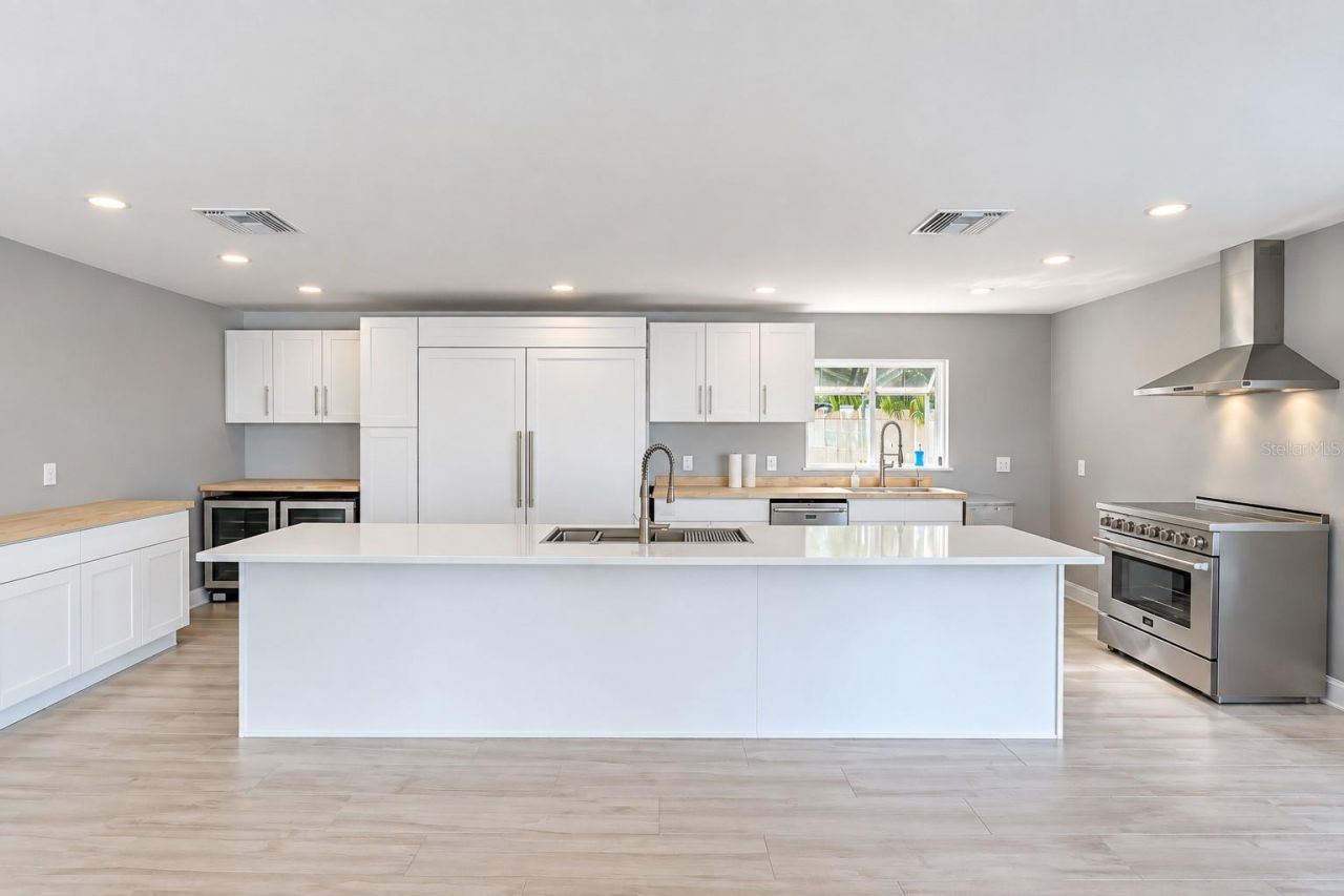 482 Hermosita Drive, Saint Pete Beach, FL 33706 Photo
