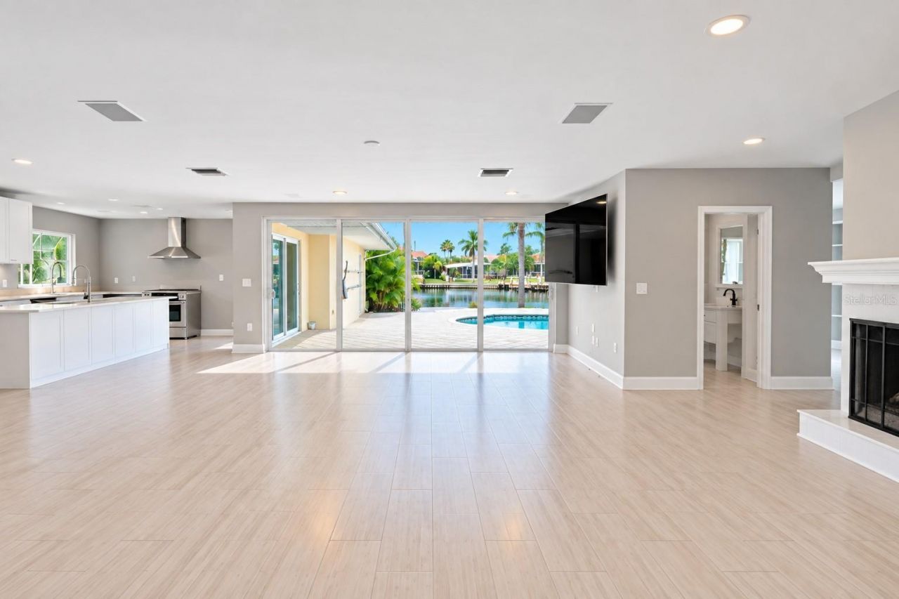 482 Hermosita Drive, Saint Pete Beach, FL 33706 Photo