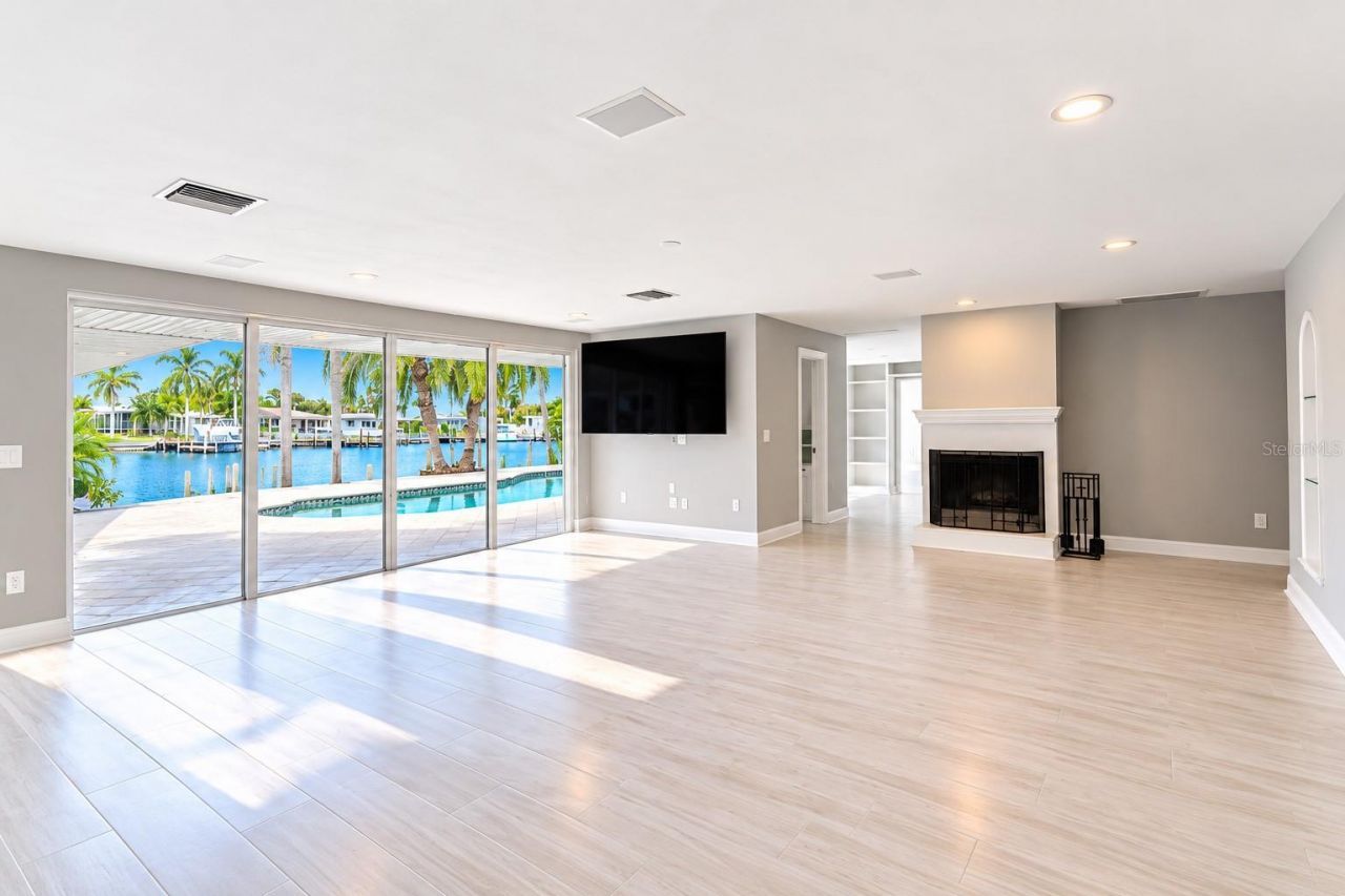 482 Hermosita Drive, Saint Pete Beach, FL 33706 Photo