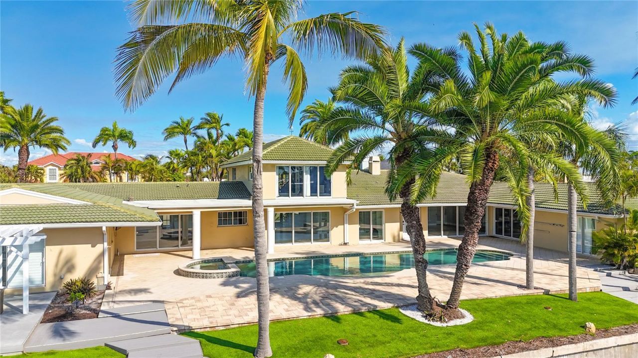 482 Hermosita Drive, Saint Pete Beach, FL 33706 Photo