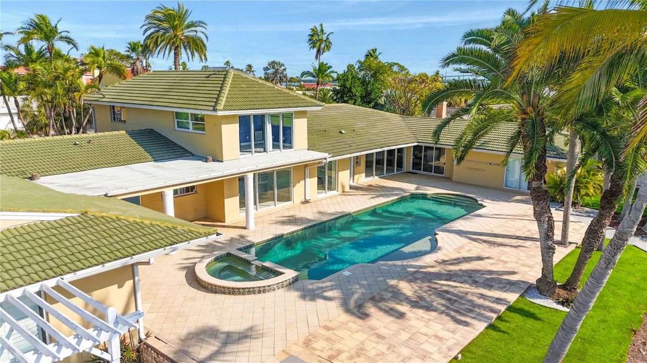 482 Hermosita Drive, Saint Pete Beach, FL 33706 Photo