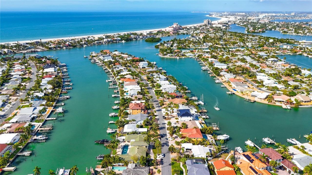 482 Hermosita Drive, Saint Pete Beach, FL 33706 Photo