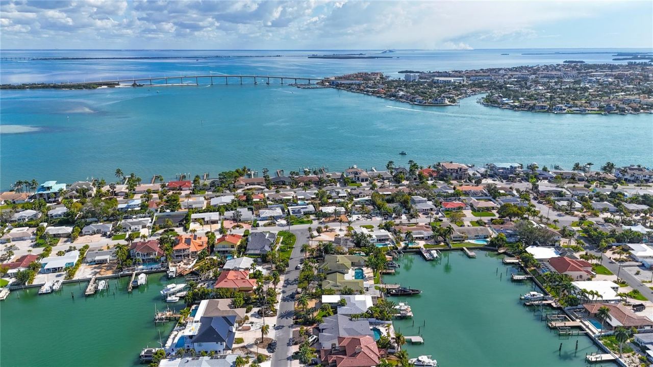 482 Hermosita Drive, Saint Pete Beach, FL 33706 Photo