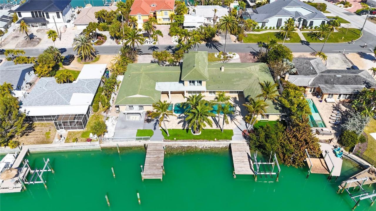 482 Hermosita Drive, Saint Pete Beach, FL 33706 Photo