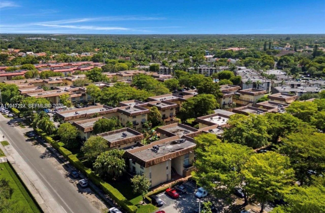 8500 SW 109th Ave, Unit 6-101, Miami, FL 33173 Photo