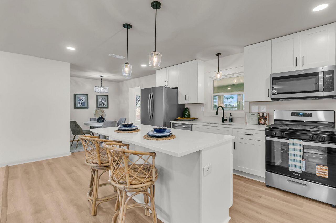 1017 San Juan Avenue Photo 6