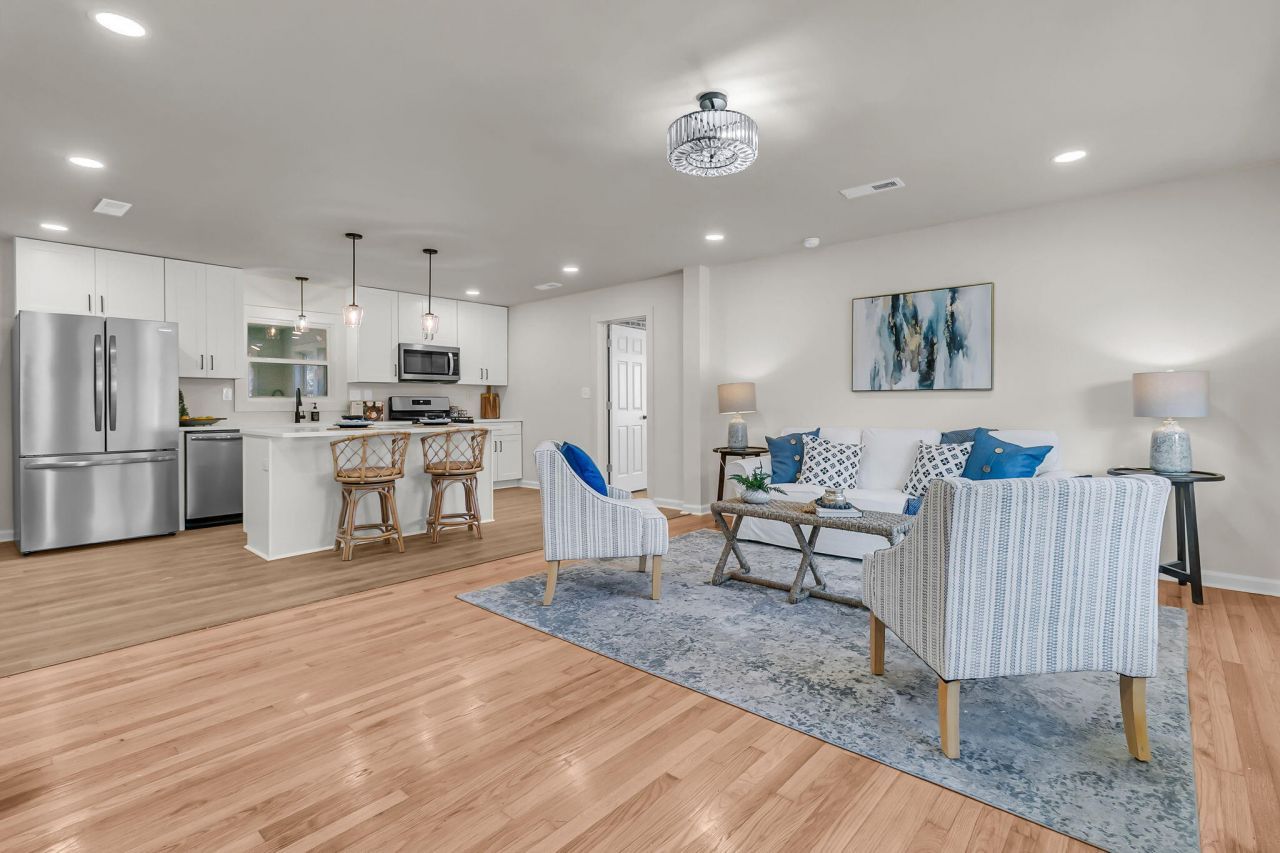 1017 San Juan Avenue Photo 8