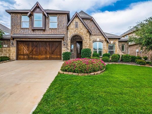 832 Monticello Drive, Burleson, TX 76028