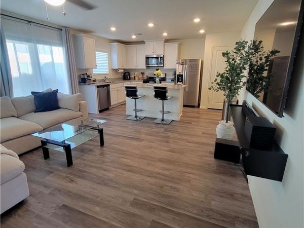 6268 Pink Cosmos Avenue, Las Vegas, NV 89122