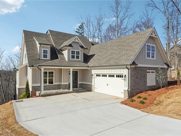 7375 Crestline Drive, Dawsonville, GA 30534