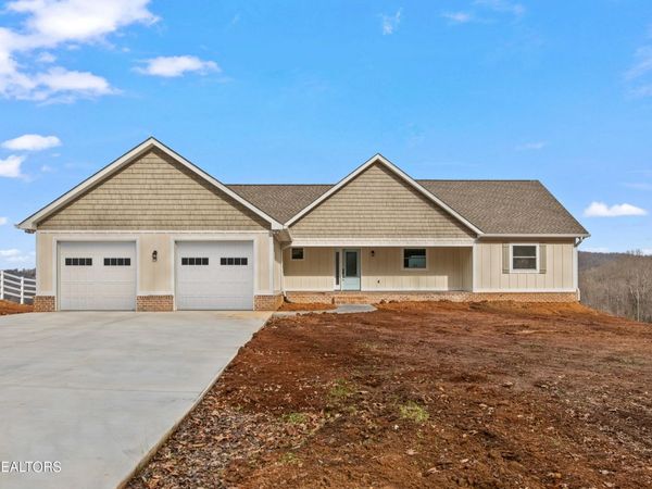124 Laura Lane, Maynardville, TN 37807