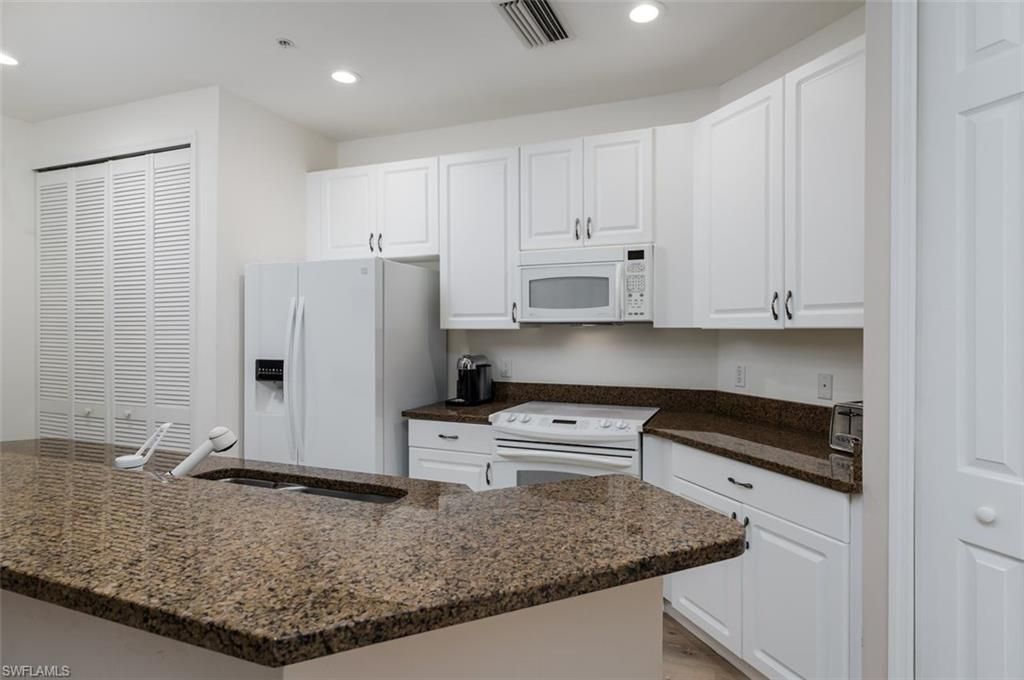1380 Sweetwater Cv, Unit 102, Naples, FL 34110 Photo