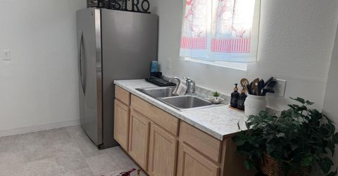 3636 27th Ave, Sacramento, CA 95820 Photo