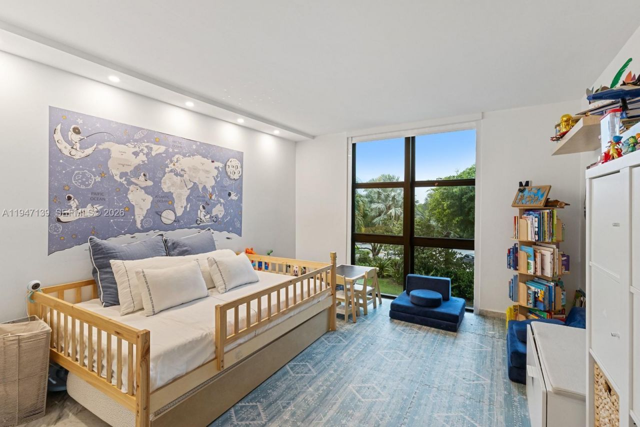 1121 Crandon Blvd , Unit E201, Key Biscayne, FL 33149 Photo