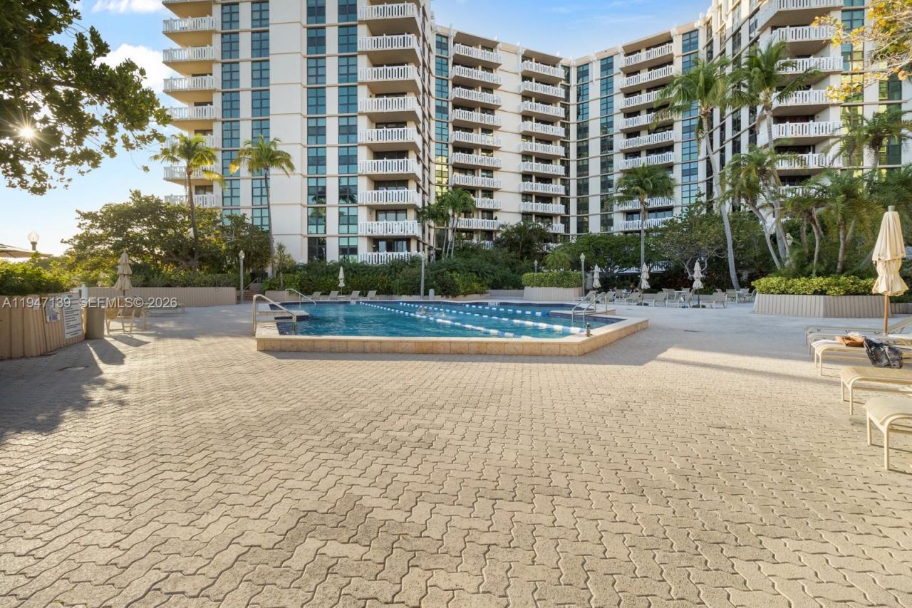 1121 Crandon Blvd, Unit E201, Key Biscayne, FL 33149 Photo