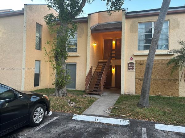 4545 Treehouse Ln, Unit H, Tamarac, FL 33319