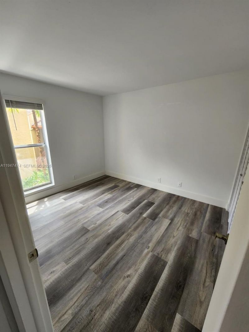 4545 Treehouse Ln, Unit H, Tamarac, FL 33319 Photo