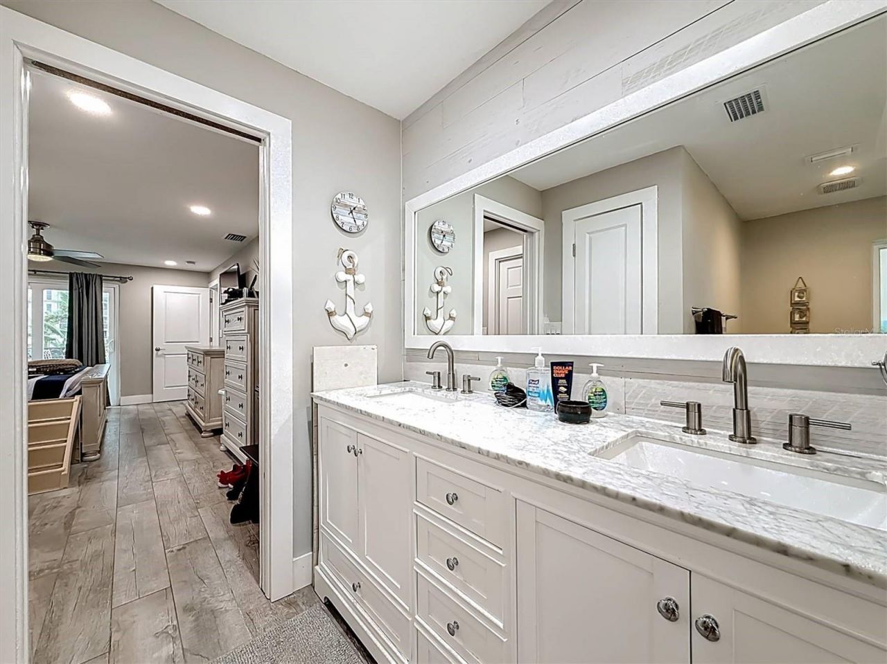 3828 48th Avenue S, Saint Petersburg, FL 33711 Photo