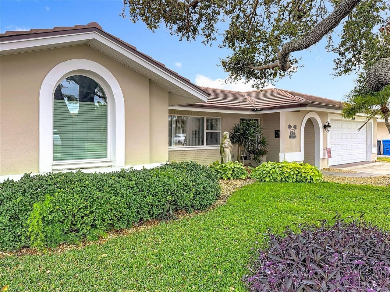 3828 48th Avenue S, Saint Petersburg, FL 33711 Photo