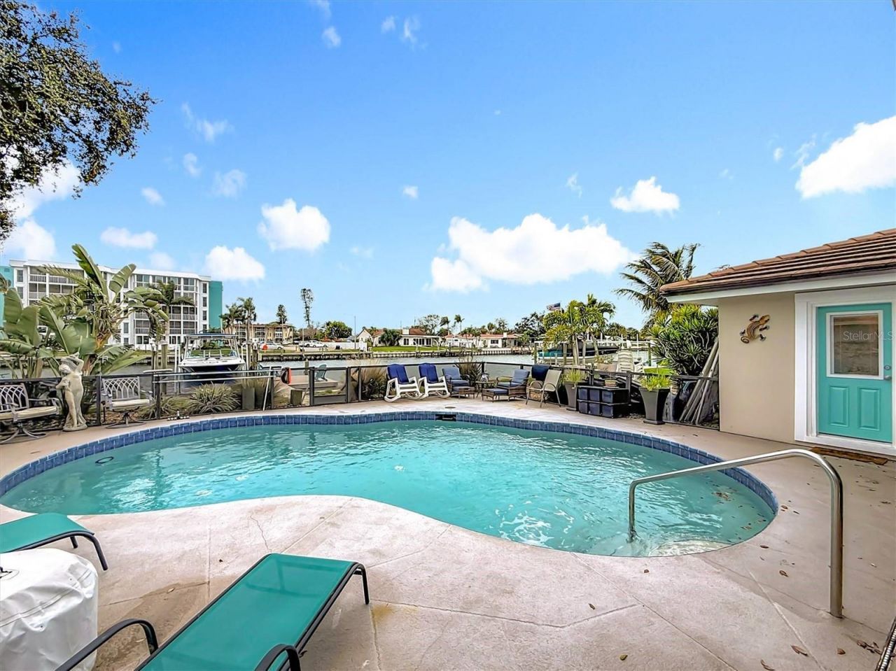 3828 48th Avenue S, Saint Petersburg, FL 33711 Photo