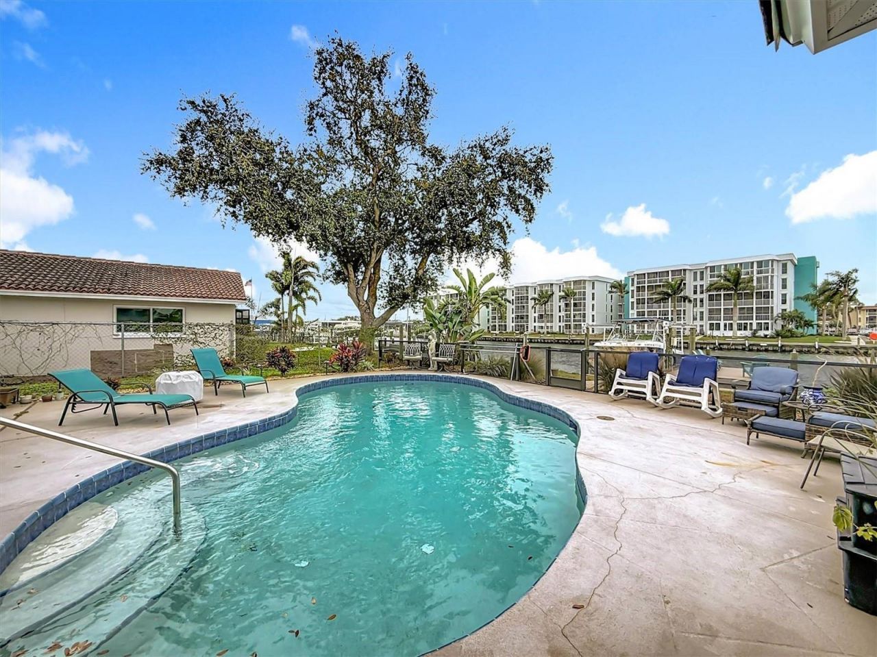 3828 48th Avenue S, Saint Petersburg, FL 33711 Photo