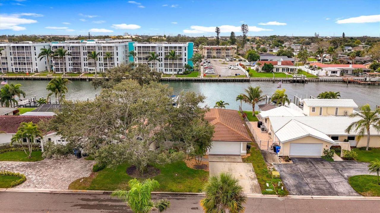 3828 48th Avenue S, Saint Petersburg, FL 33711 Photo